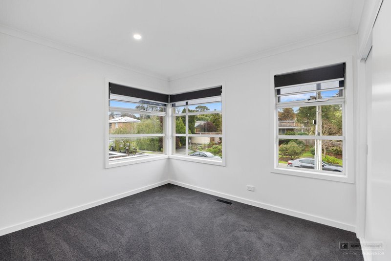 Photo - 32 Wilhelma Avenue, Bayswater VIC 3153 - Image 9