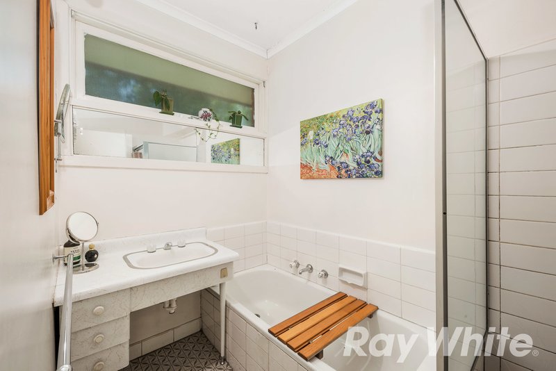 Photo - 3/2 Williamson Road, Mont Albert North VIC 3129 - Image 6