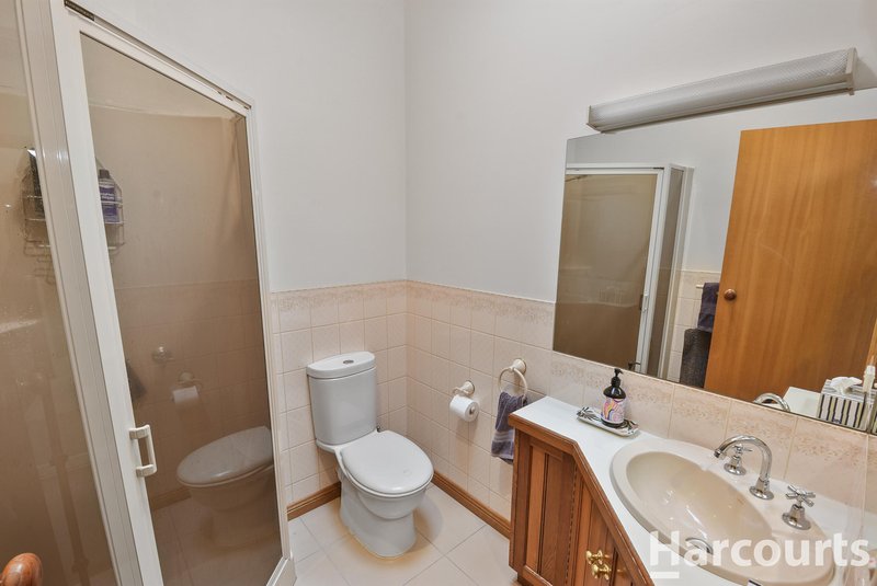 Photo - 32 Wilmoth Avenue, Horsham VIC 3400 - Image 11