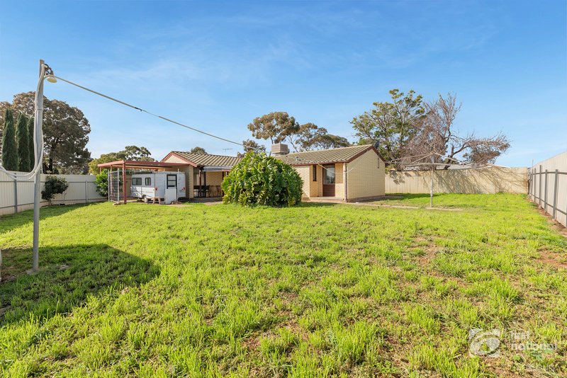 Photo - 32 Wilterna Crescent, Smithfield SA 5114 - Image 19