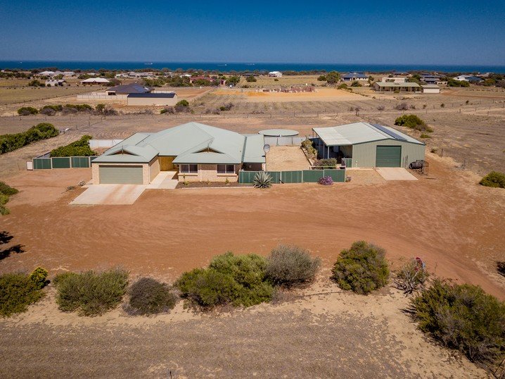 32 Wittenoom Circle, White Peak WA 6532