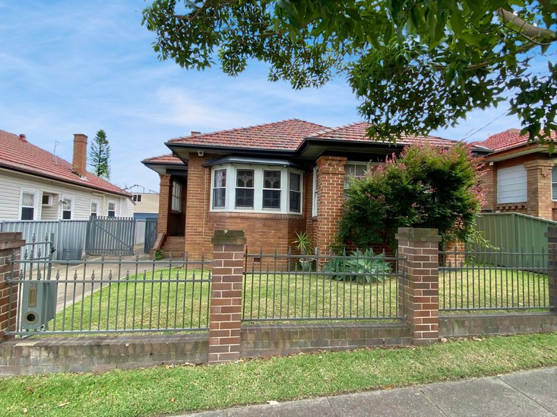 32 Woodstock Street, Mayfield NSW 2304