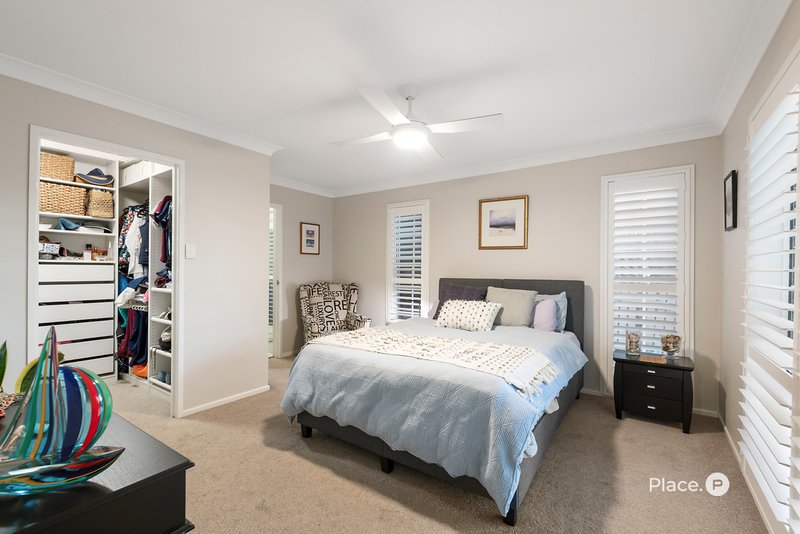 Photo - 32 Wyndarra Street, Kenmore QLD 4069 - Image 14