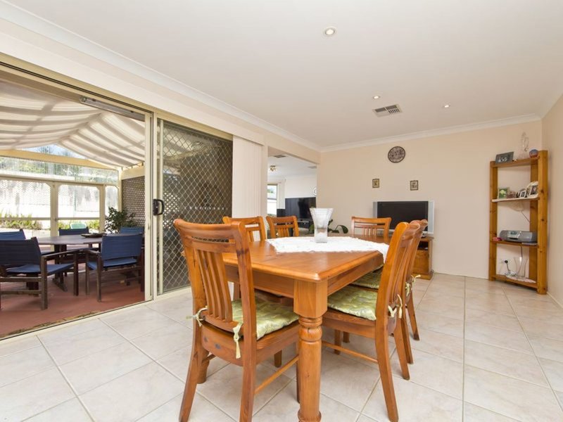 Photo - 32 Yachtsman Crescent, Salamander Bay NSW 2317 - Image 5