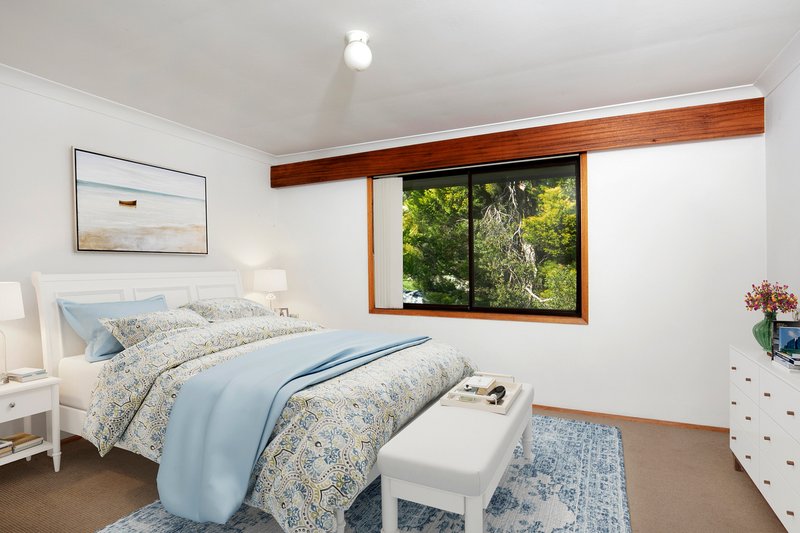Photo - 32 Yallaroi Road, Narraweena NSW 2099 - Image 2