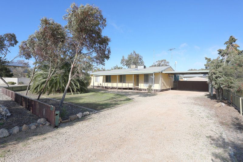 Photo - 32 Yararoo Drive, Clinton SA 5570 - Image 2