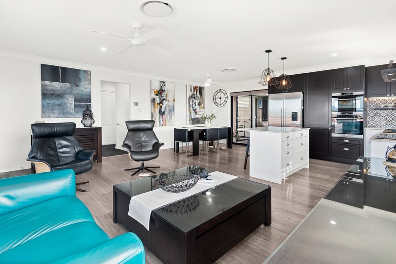 Photo - 3/2 Yarle Crescent, Flinders NSW 2529 - Image 3