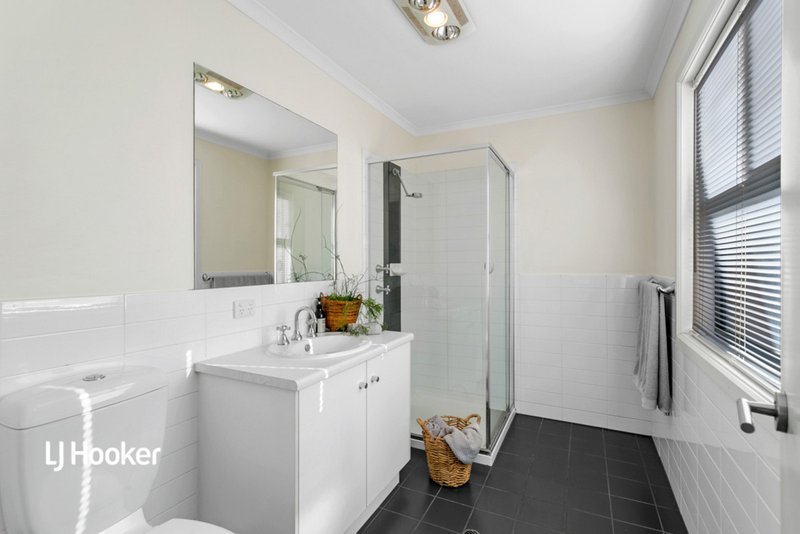 Photo - 32 Yates Street, Mawson Lakes SA 5095 - Image 13