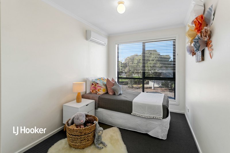 Photo - 32 Yates Street, Mawson Lakes SA 5095 - Image 15