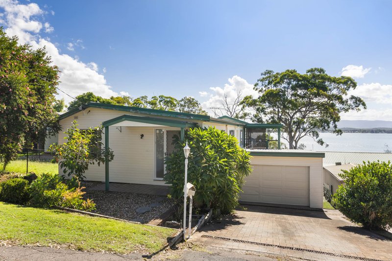 Photo - 32 Yoorala Road, Yarrawonga Park NSW 2264 - Image 1