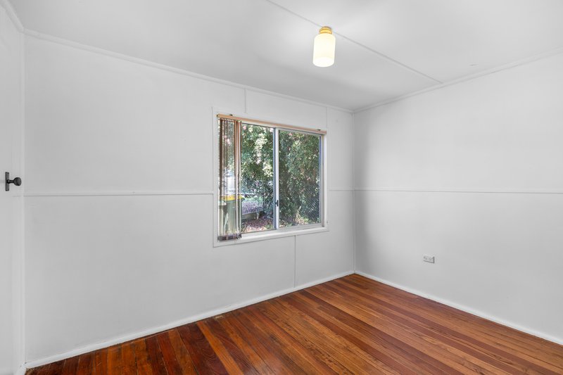 Photo - 32 Yoorala Road, Yarrawonga Park NSW 2264 - Image 10