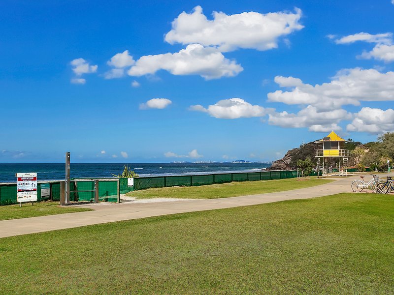 Photo - 3/20-22 Marine Parade, Miami QLD 4220 - Image 24