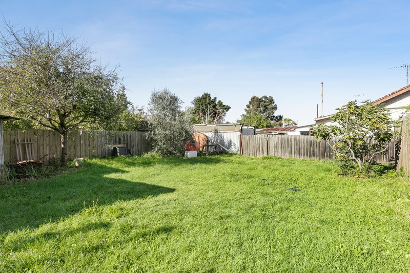 Photo - 320 Albion Street, Brunswick VIC 3056 - Image 7