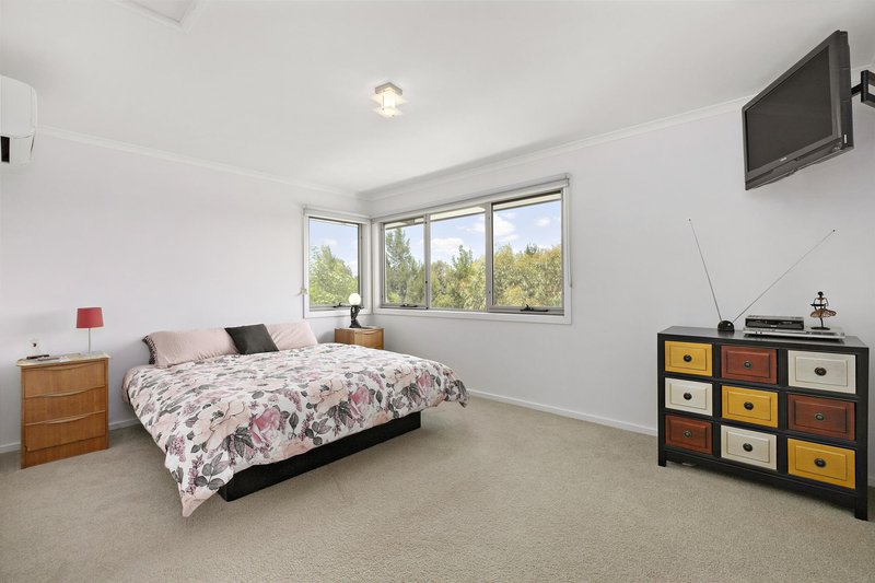 Photo - 3/20 Clare Burton Crescent, Franklin ACT 2913 - Image 6