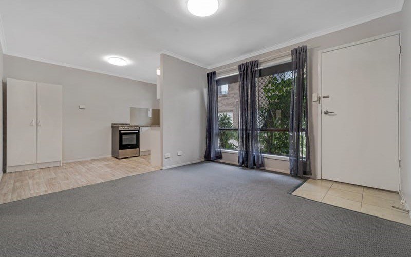 Photo - 3/20 Cotswold Street, Mount Warren Park QLD 4207 - Image 2