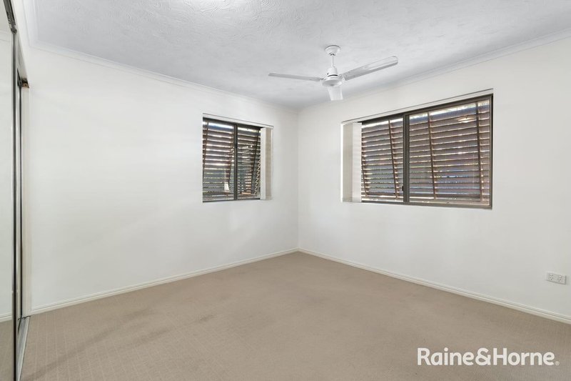 Photo - 3/20 Holland Street, Toowong QLD 4066 - Image 4