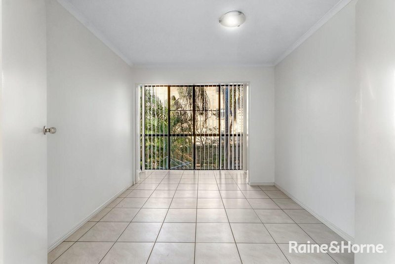 Photo - 3/20 Holland Street, Toowong QLD 4066 - Image 6