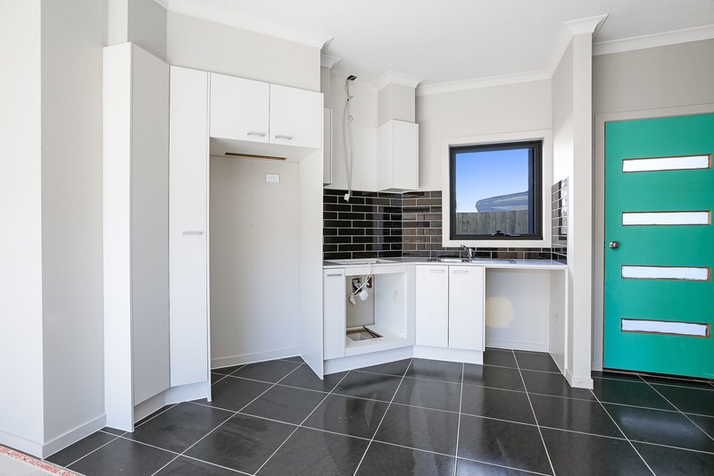 Photo - 3/20 Housden Street, Broadmeadows VIC 3047 - Image 2