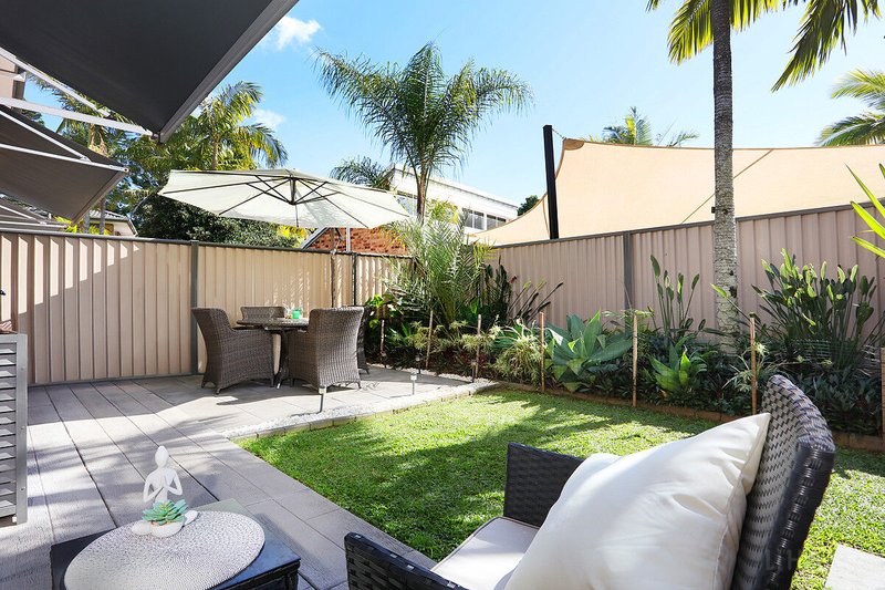 Photo - 3/20 Huth Street, Labrador QLD 4215 - Image 5