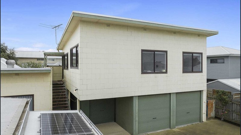 Photo - 3/20 Mcdougall Street, Geelong West VIC 3218 - Image 3