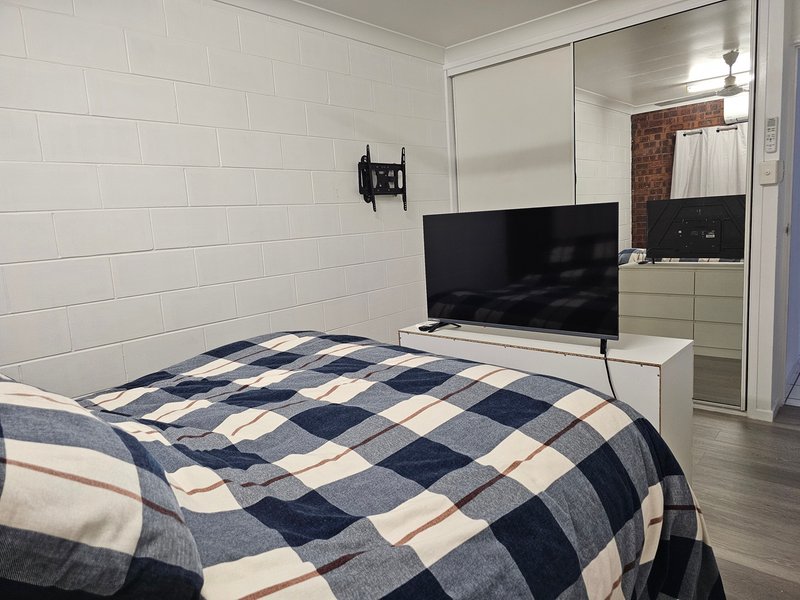 Photo - 3/20 Norham Road, Ayr QLD 4807 - Image 9
