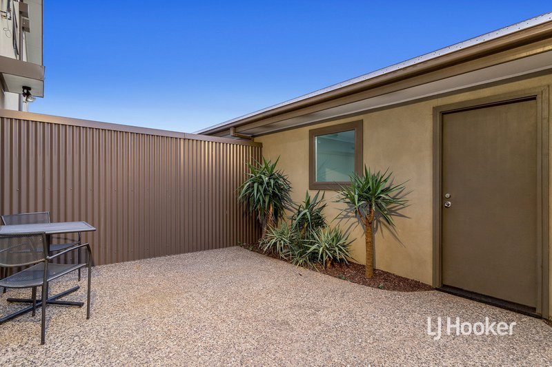 Photo - 320 Queen Street, Altona Meadows VIC 3028 - Image 14