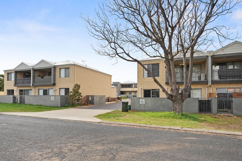 Photo - 3/20 Service Street, Mandurah WA 6210 - Image 1