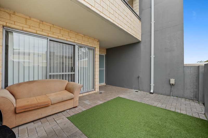 Photo - 3/20 Service Street, Mandurah WA 6210 - Image 26