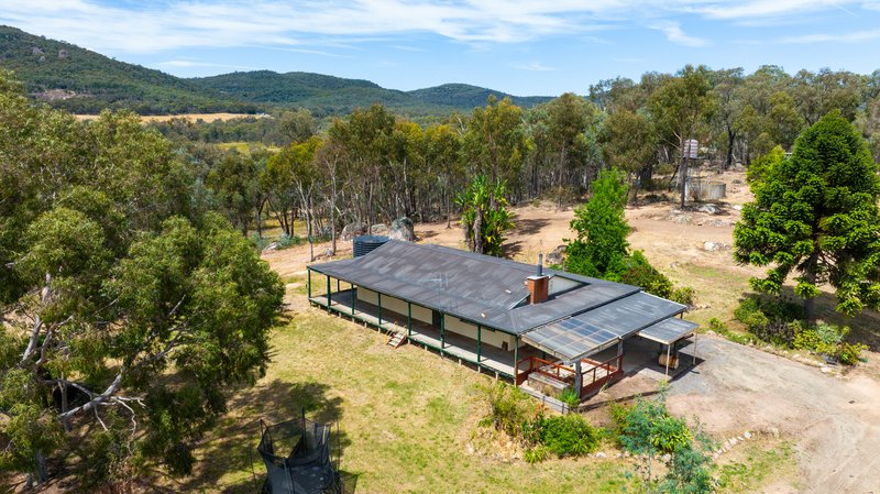 Photo - 320 Toveys Road, Chiltern VIC 3683 - Image 7