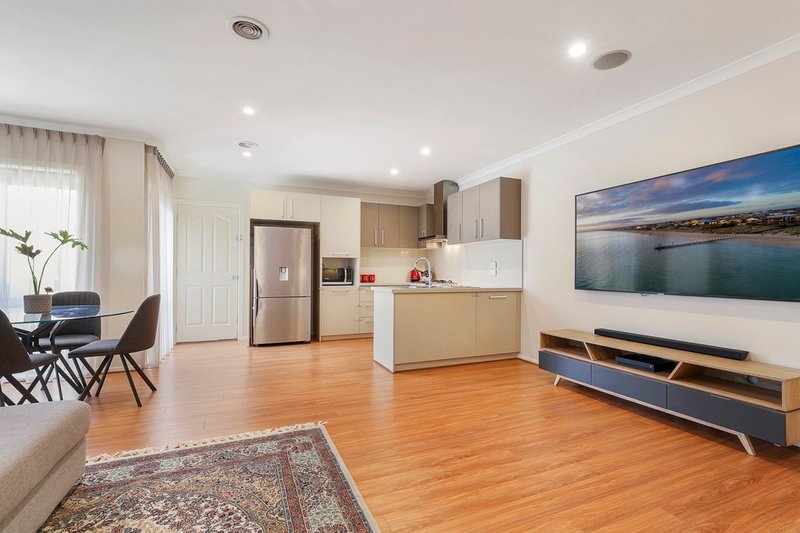 Photo - 3/20 Vincent Crescent, Noble Park VIC 3174 - Image 5