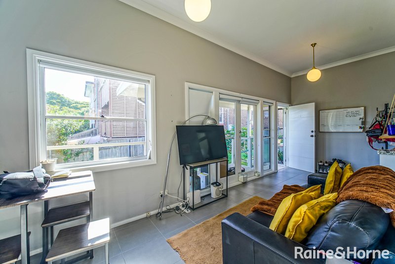 Photo - 3/20 Waverley Crescent, Bondi Junction NSW 2022 - Image 2