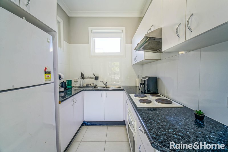 Photo - 3/20 Waverley Crescent, Bondi Junction NSW 2022 - Image 5