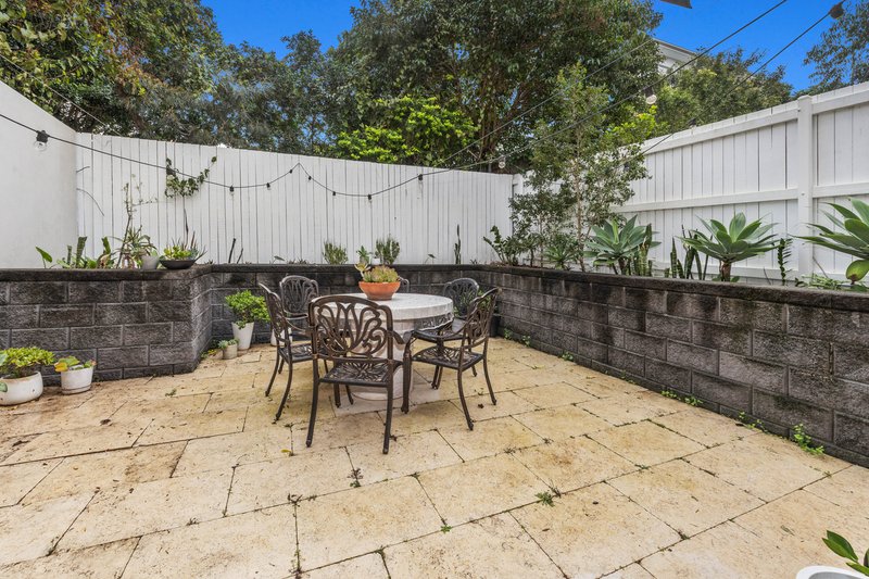 Photo - 3/20 Yaralla Street, Chermside QLD 4032 - Image 6