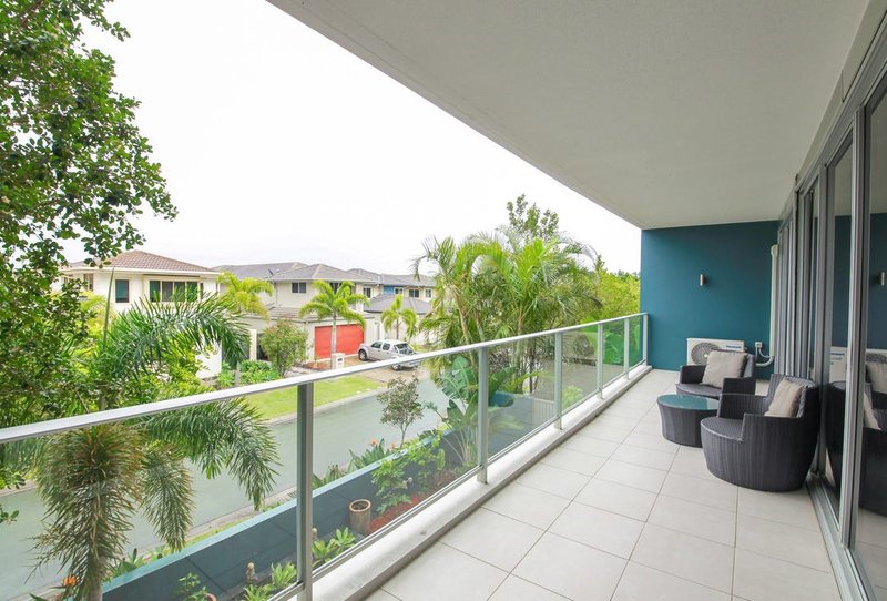 Photo - 3201/2 Activa Way, Hope Island QLD 4212 - Image 4