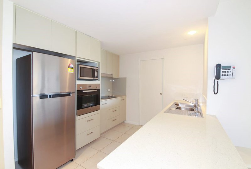 Photo - 3201/2 Activa Way, Hope Island QLD 4212 - Image 7