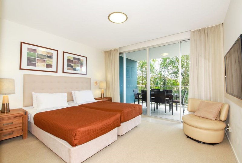 Photo - 3201/2 Activa Way, Hope Island QLD 4212 - Image 11