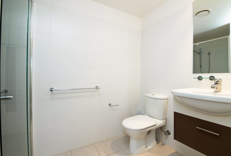 Photo - 3201/2 Activa Way, Hope Island QLD 4212 - Image 13