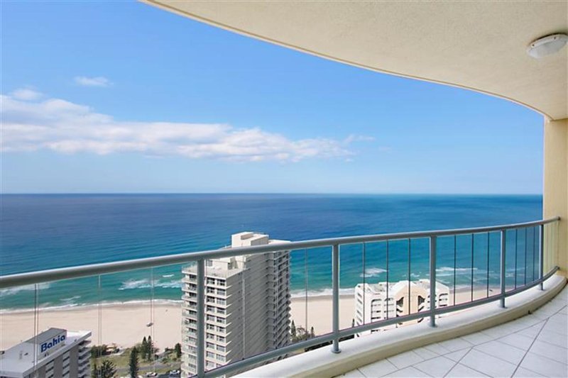 3201/3400 Gold Coast Highway, Surfers Paradise QLD 4217