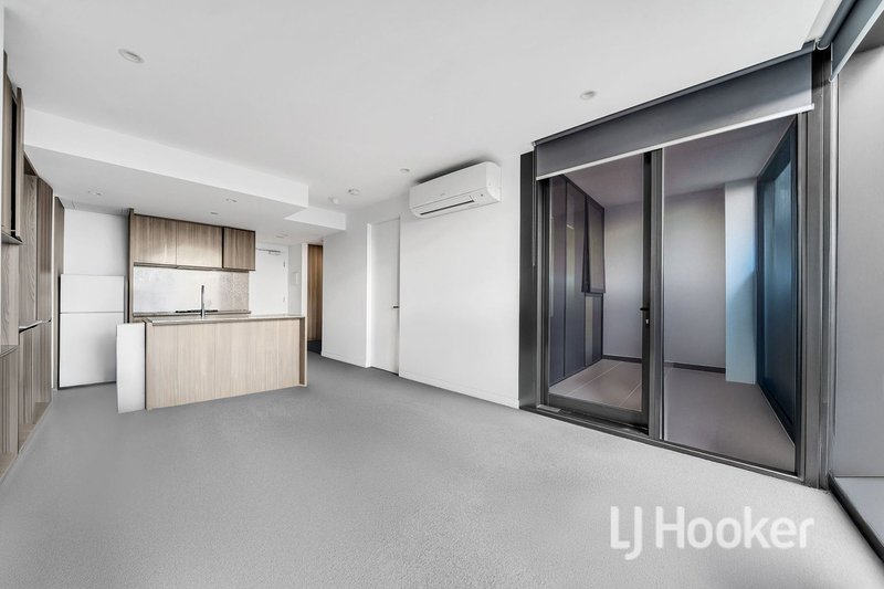 Photo - 3202/170 Victoria Street, Carlton VIC 3053 - Image 1