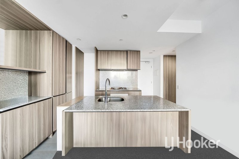 Photo - 3202/170 Victoria Street, Carlton VIC 3053 - Image 3
