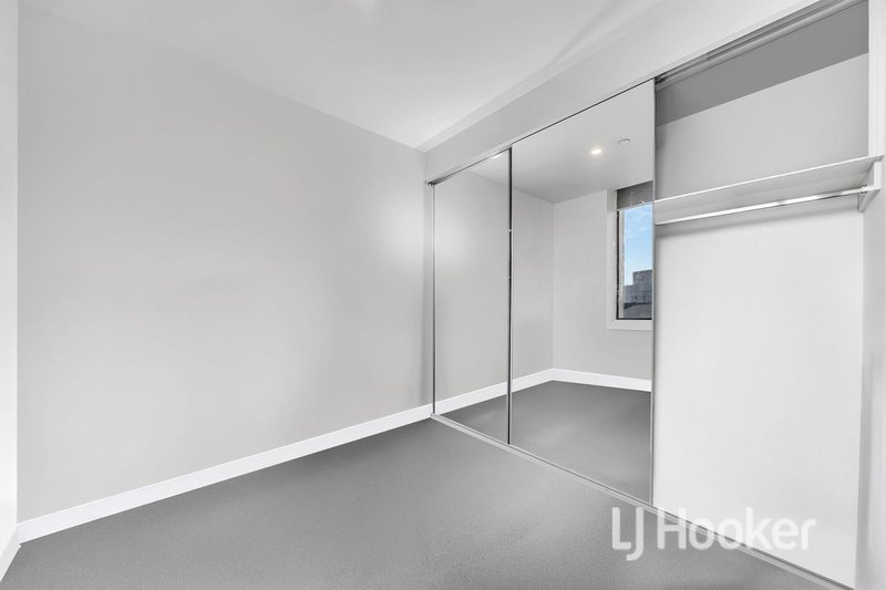 Photo - 3202/170 Victoria Street, Carlton VIC 3053 - Image 6