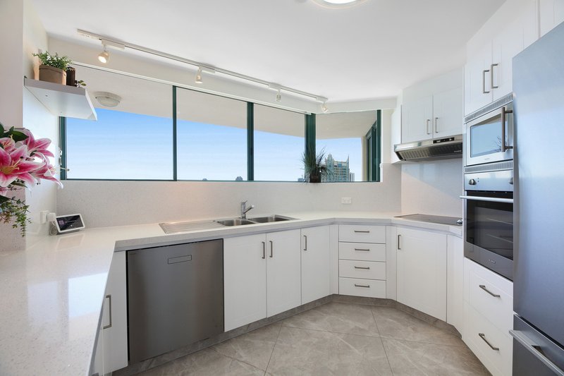 Photo - 3202/5-19 Palm Avenue, Surfers Paradise QLD 4217 - Image 11