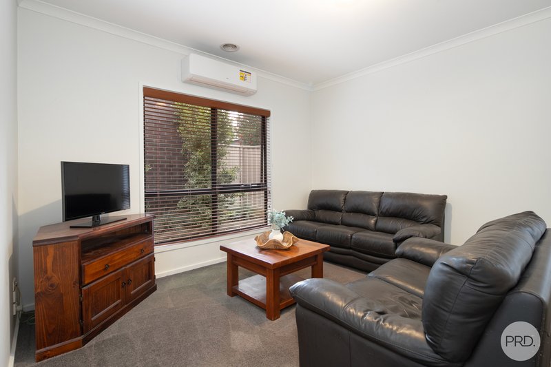 Photo - 3/203 Clissold Street, Black Hill VIC 3350 - Image 6