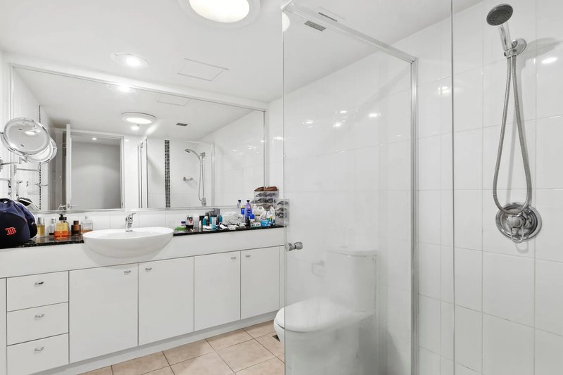 Photo - 3203/148 Elizabeth Street, Sydney NSW 2000 - Image 6