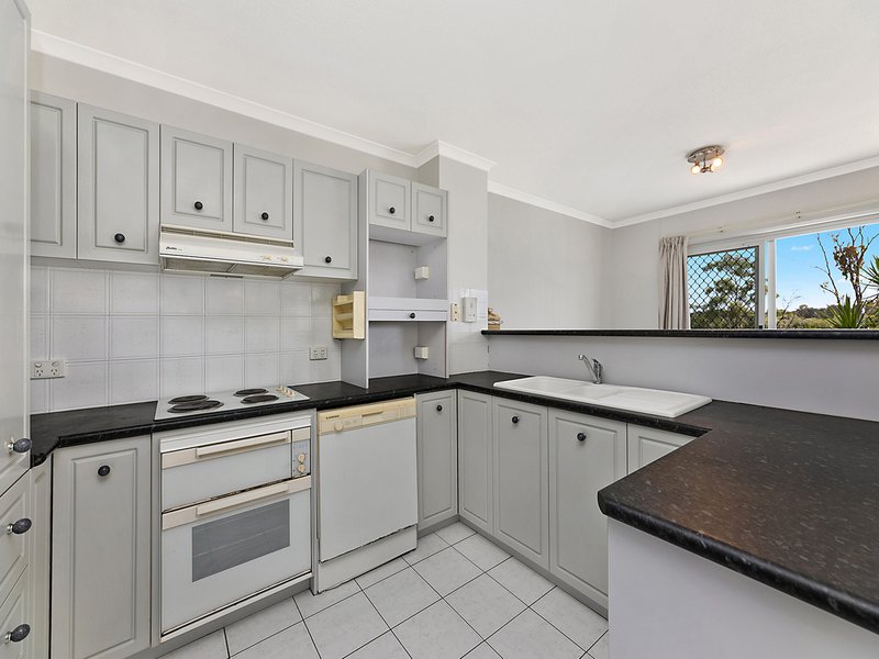 Photo - 3/205 Bradman Avenue, Maroochydore QLD 4558 - Image 4