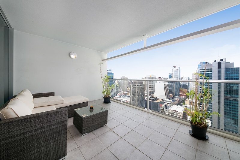 Photo - 3205/151 George Street, Brisbane City QLD 4000 - Image 3