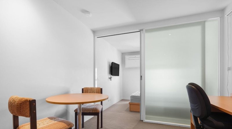 Photo - 320/55 Villiers Street, North Melbourne VIC 3051 - Image 4