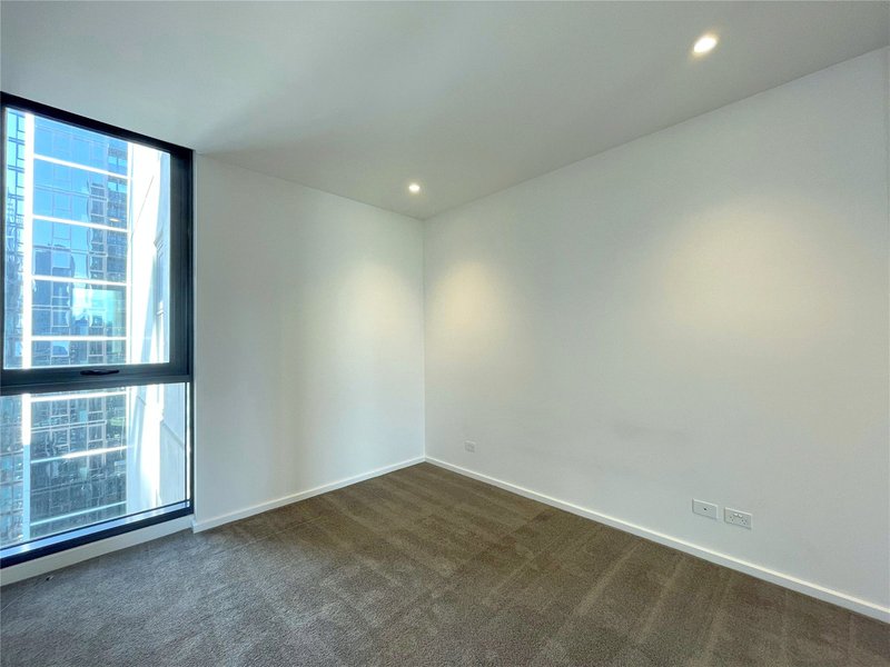 Photo - 3207/151 City Road, Southbank VIC 3006 - Image 6