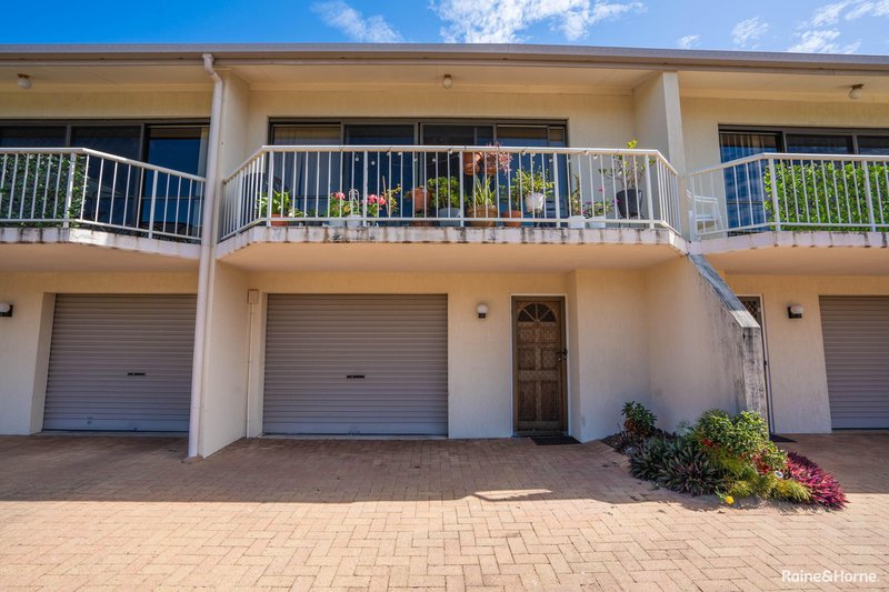 Photo - 3/208 Cypress Street, Urangan QLD 4655 - Image 7