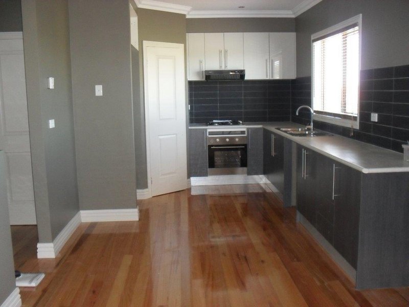 Photo - 320A Queen Street, Altona Meadows VIC 3028 - Image 2